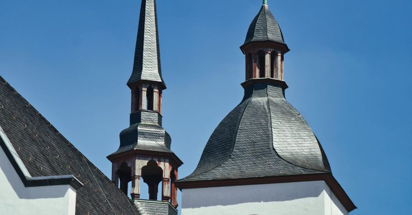 Serverless Architecture - The church Alt St. Heribert 4