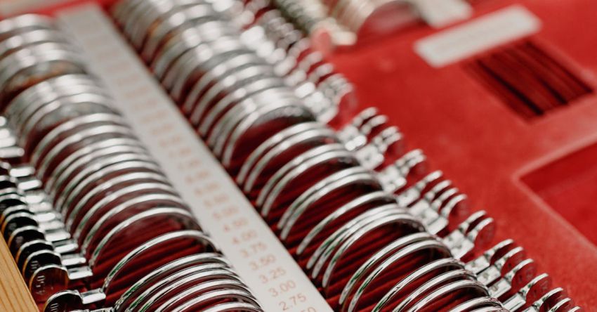 Test Cases - Collection of lenses for checking vision in medical center
